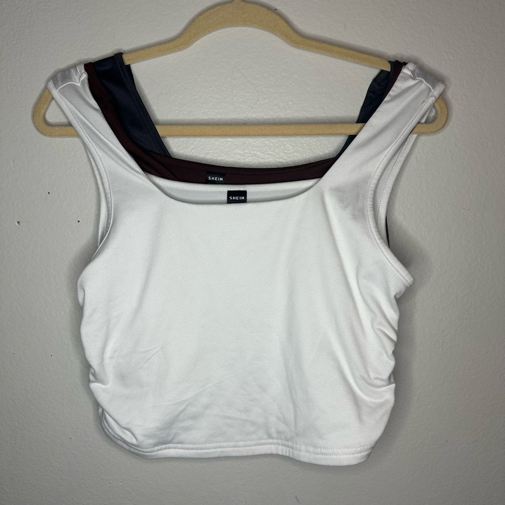 SHEIN 4 Scoop Neck Cropped Tank Top